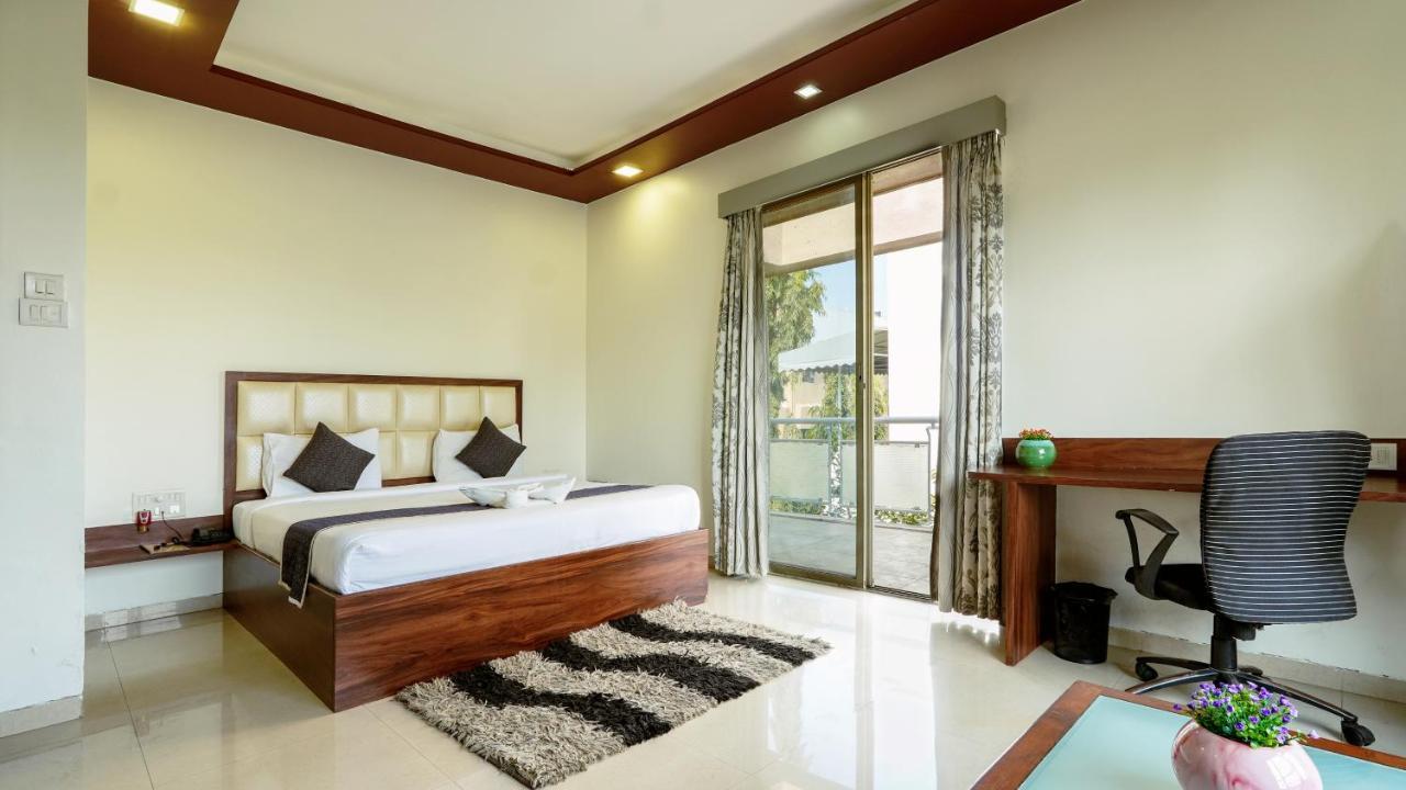Magnus Vosiv Suites Kalyani Nagar Púna Exteriér fotografie